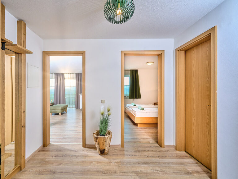 Ferienwohnung Kirschblüte mit Terrasse zum Innenhof 55m²